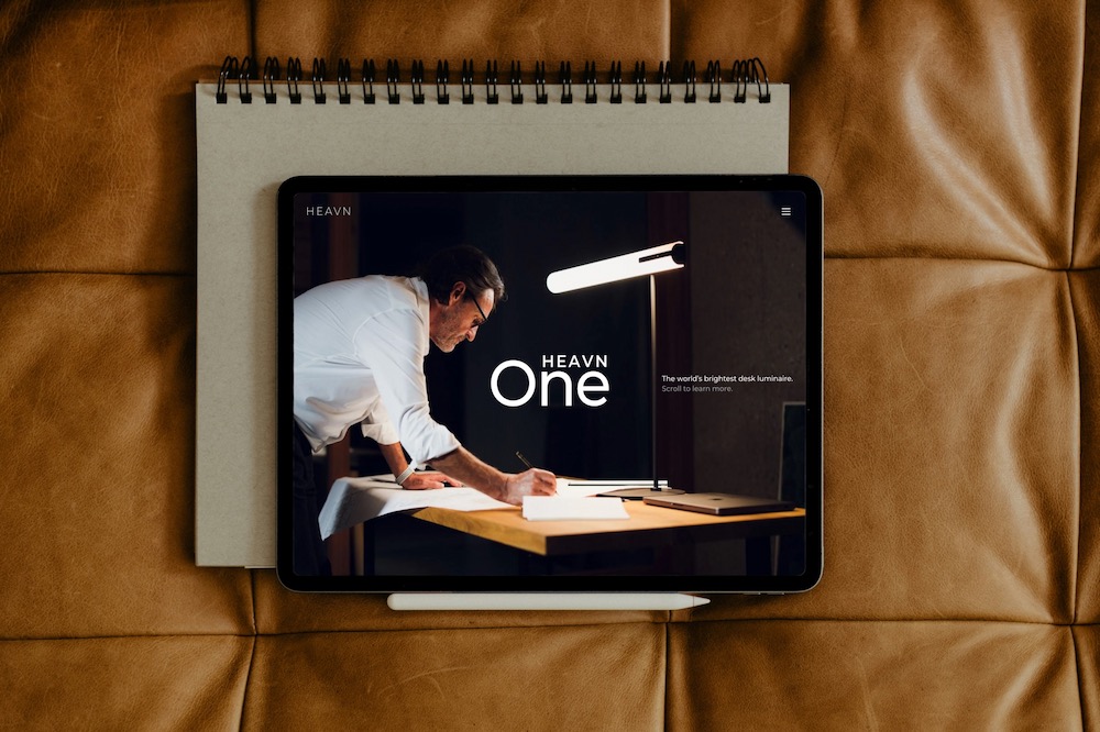 Produkt Shocase Homepage für Lampen präsentiert auf einem Tablet